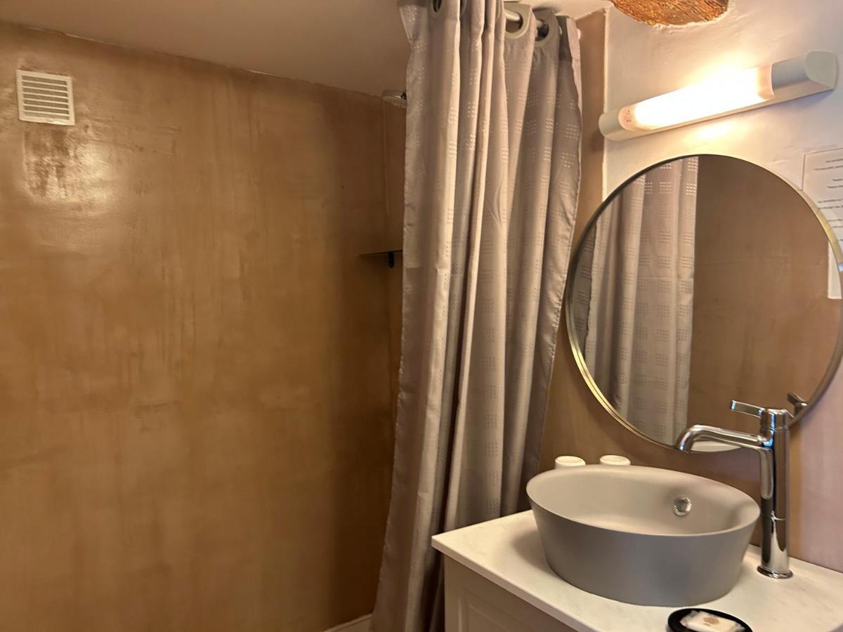 La Claveliere Hotell Saint-Auban-sur-lʼOuvèze Exteriör bild