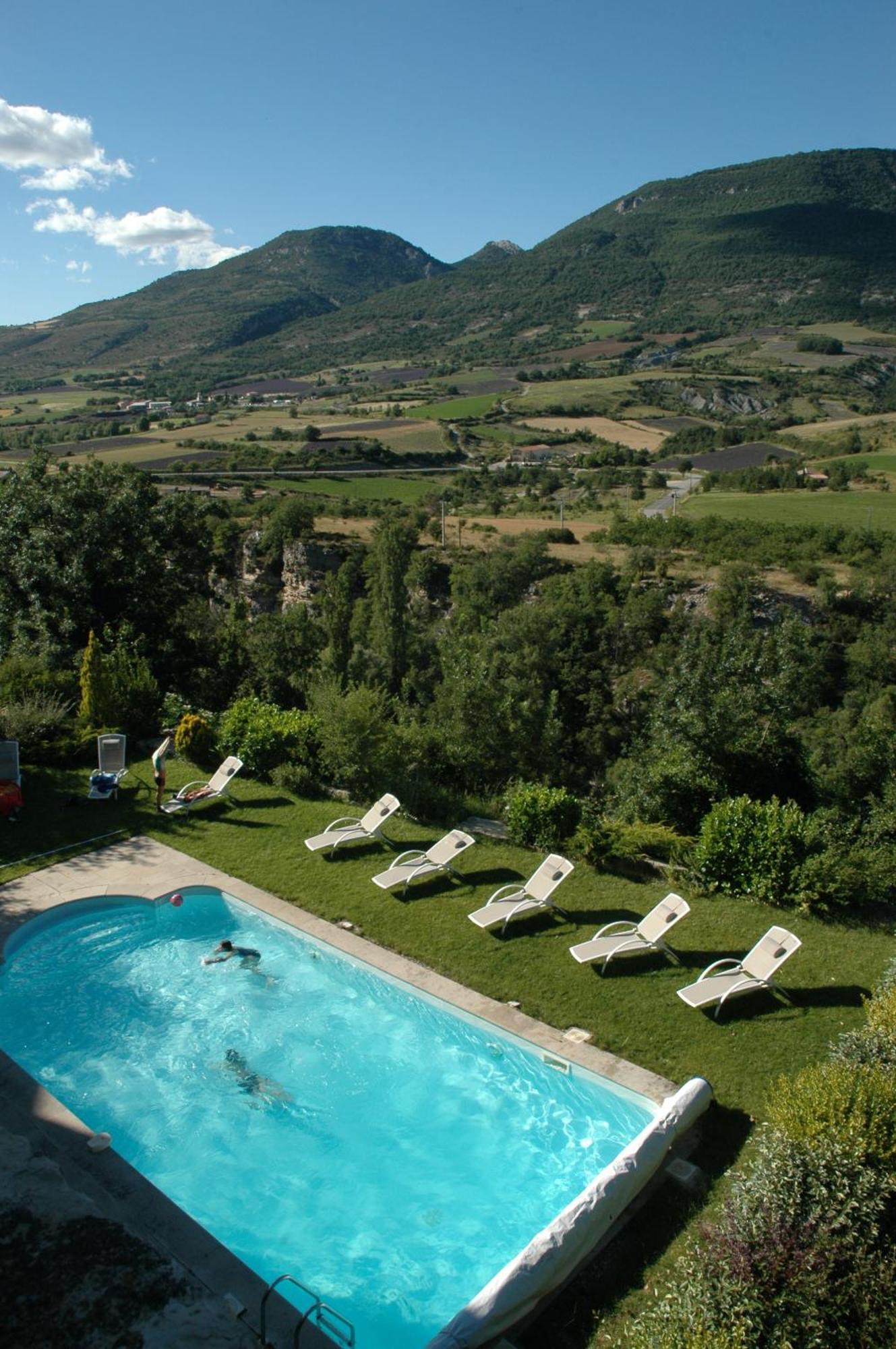 La Claveliere Hotell Saint-Auban-sur-lʼOuvèze Exteriör bild