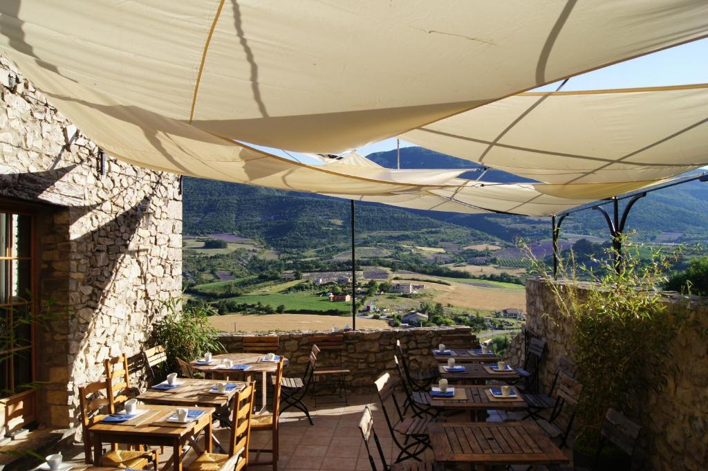 La Claveliere Hotell Saint-Auban-sur-lʼOuvèze Exteriör bild