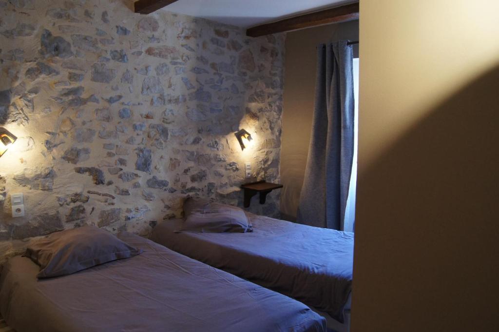 La Claveliere Hotell Saint-Auban-sur-lʼOuvèze Rum bild